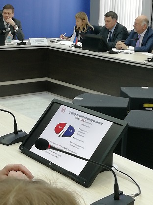 О запуске новой меры поддержки губернатор рассказал на встрече со студентами медицинского университета О запуске новой меры поддержки губернатор рассказал на встрече со студентами медицинского университета