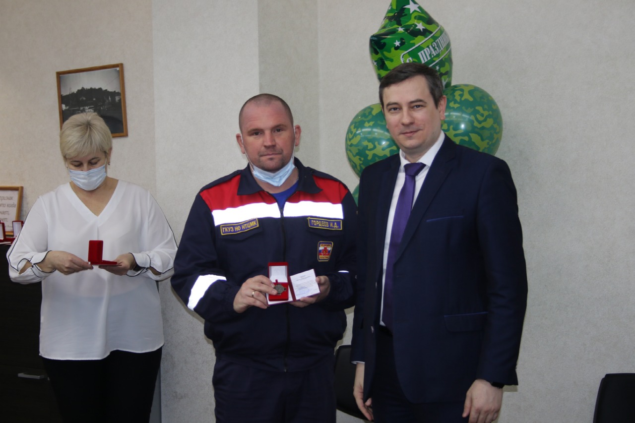 Мужчин-медиков наградили в минздраве Нижегородской области к 23 февраля Мужчин-медиков наградили в минздраве Нижегородской области к 23 февраля